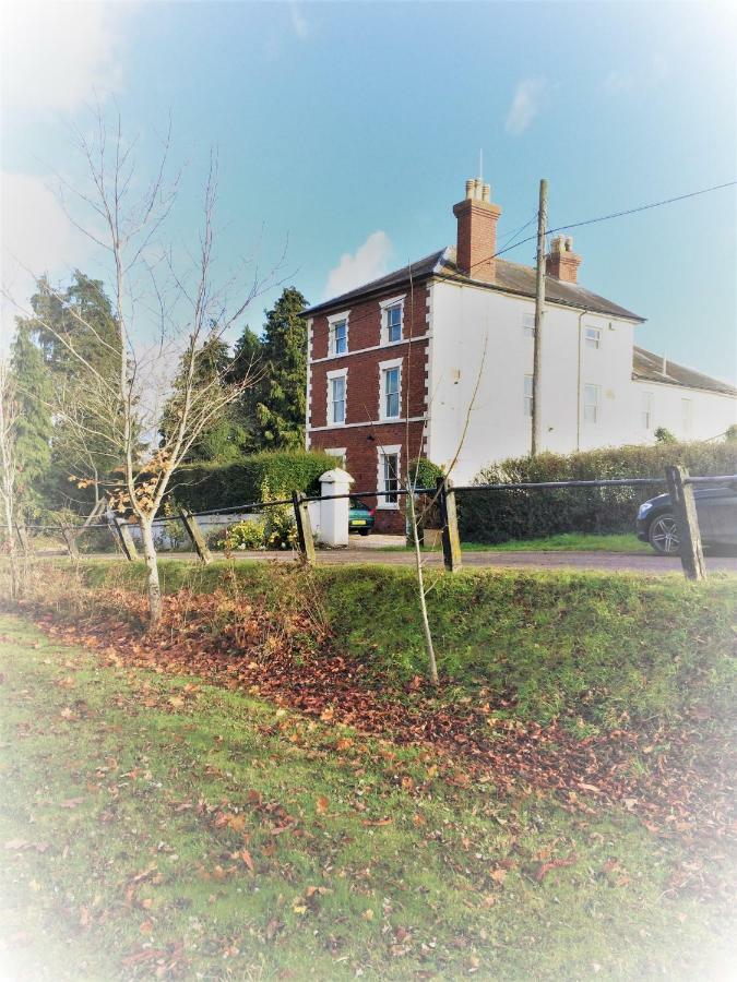The Lodge At Heathfield Ledbury Esterno foto